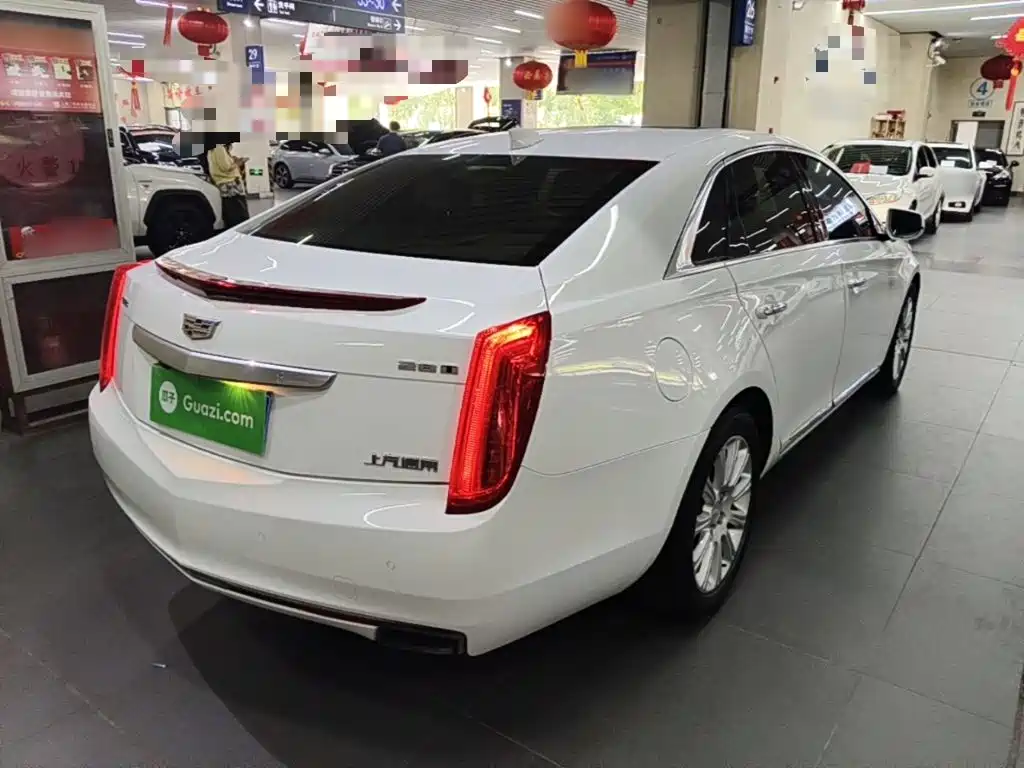 Cadillac XTS — миниатюра 7