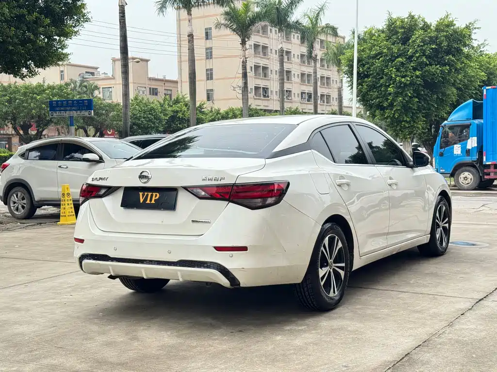Nissan Sylphy — миниатюра 16
