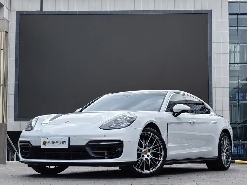 Porsche Panamera 2024