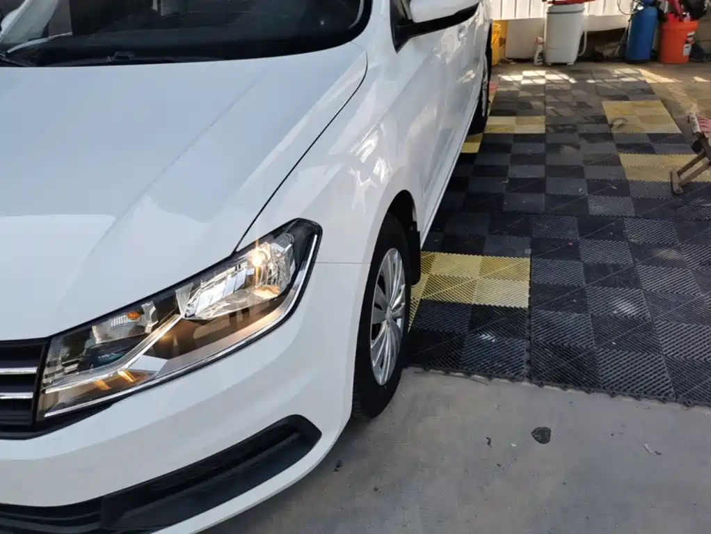 Volkswagen Santana — миниатюра 24