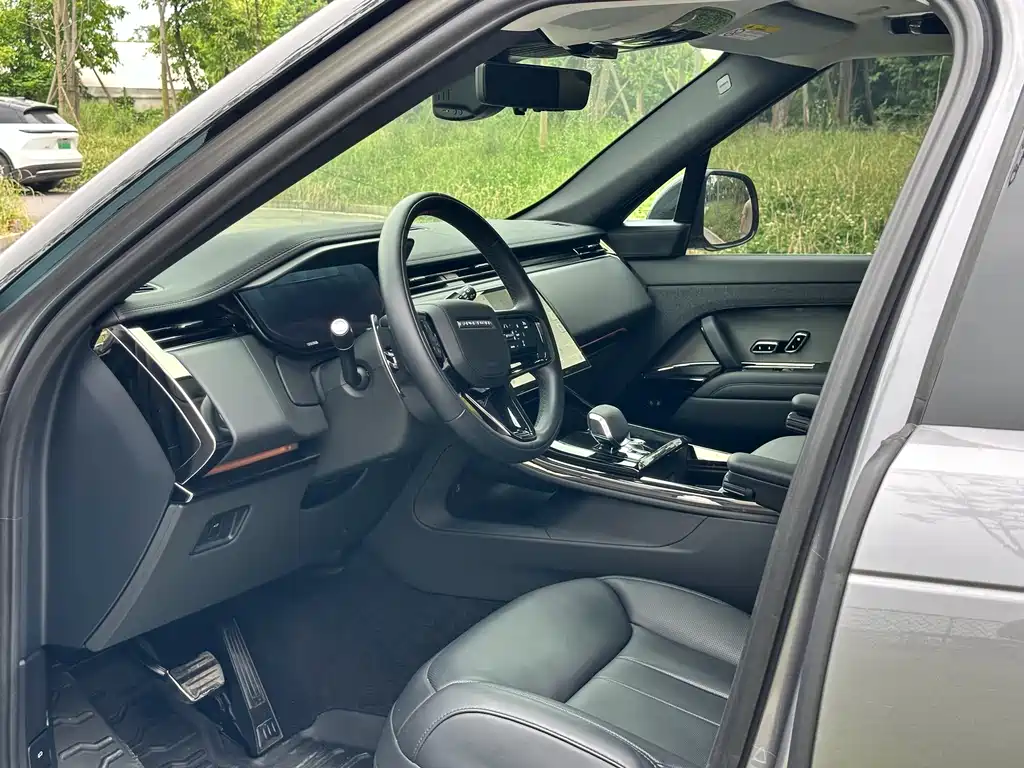 Land Rover Range Rover Sport 2024 400PS Dynamic HSE