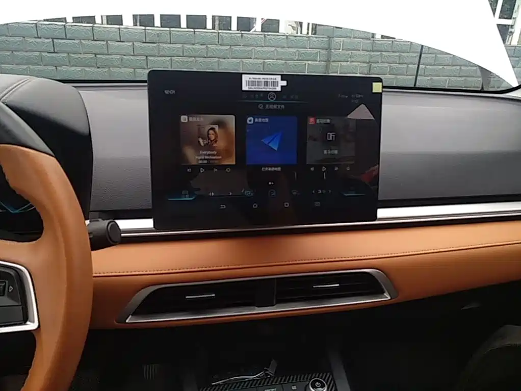 BYD e2 — миниатюра 13