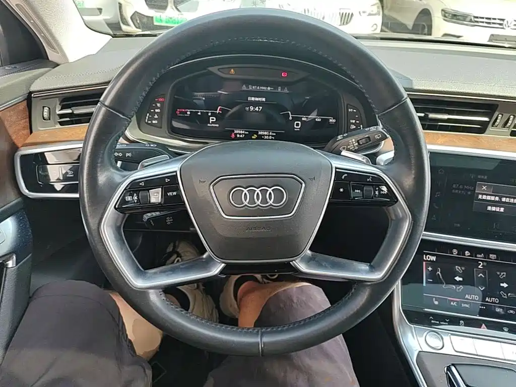 Audi A6 (Import) — миниатюра 11
