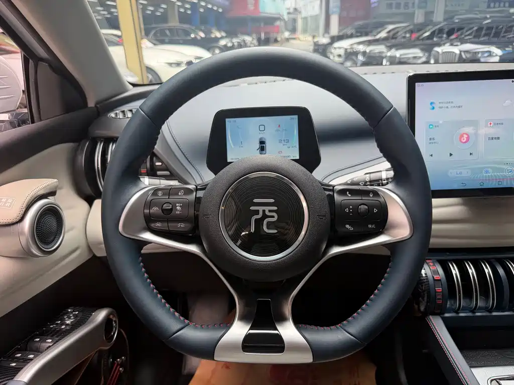 BYD Yuan Plus — миниатюра 10