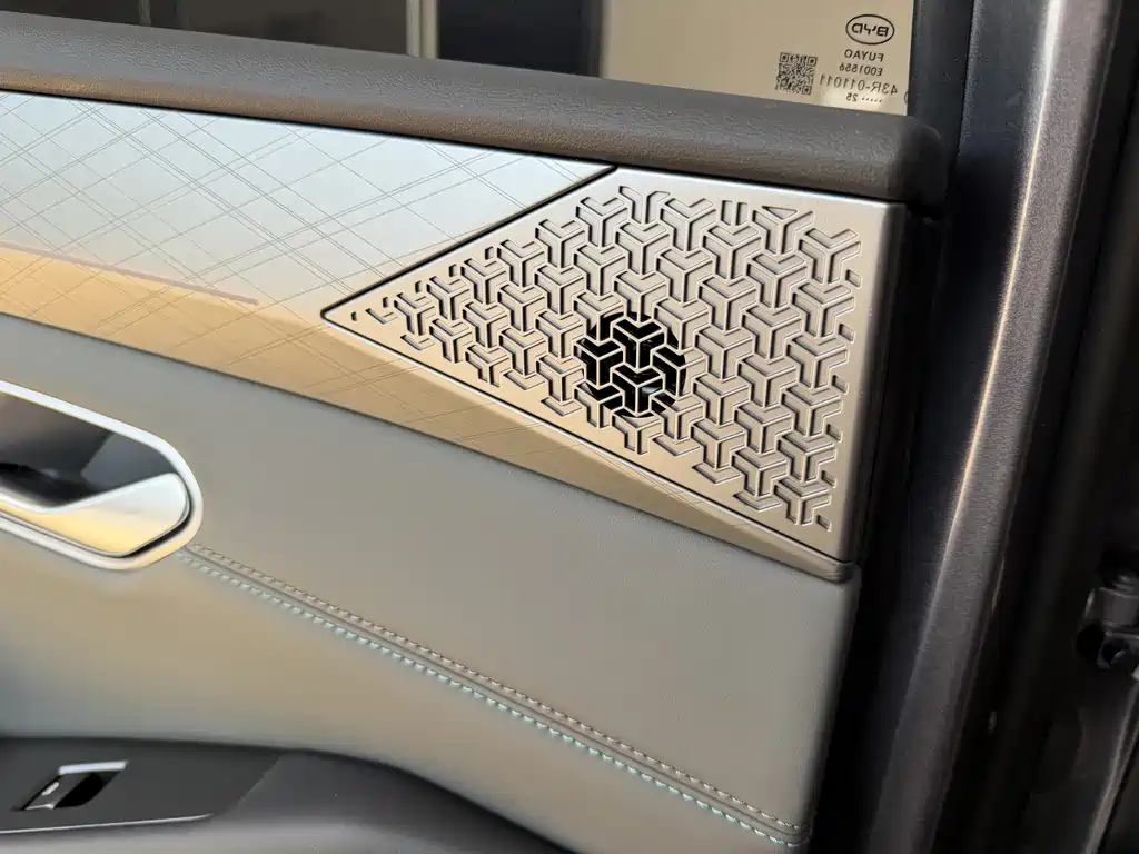 BYD Qin L — миниатюра 28