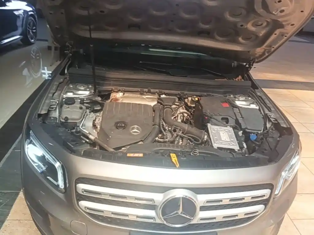 Mercedes-Benz GLB — миниатюра 20