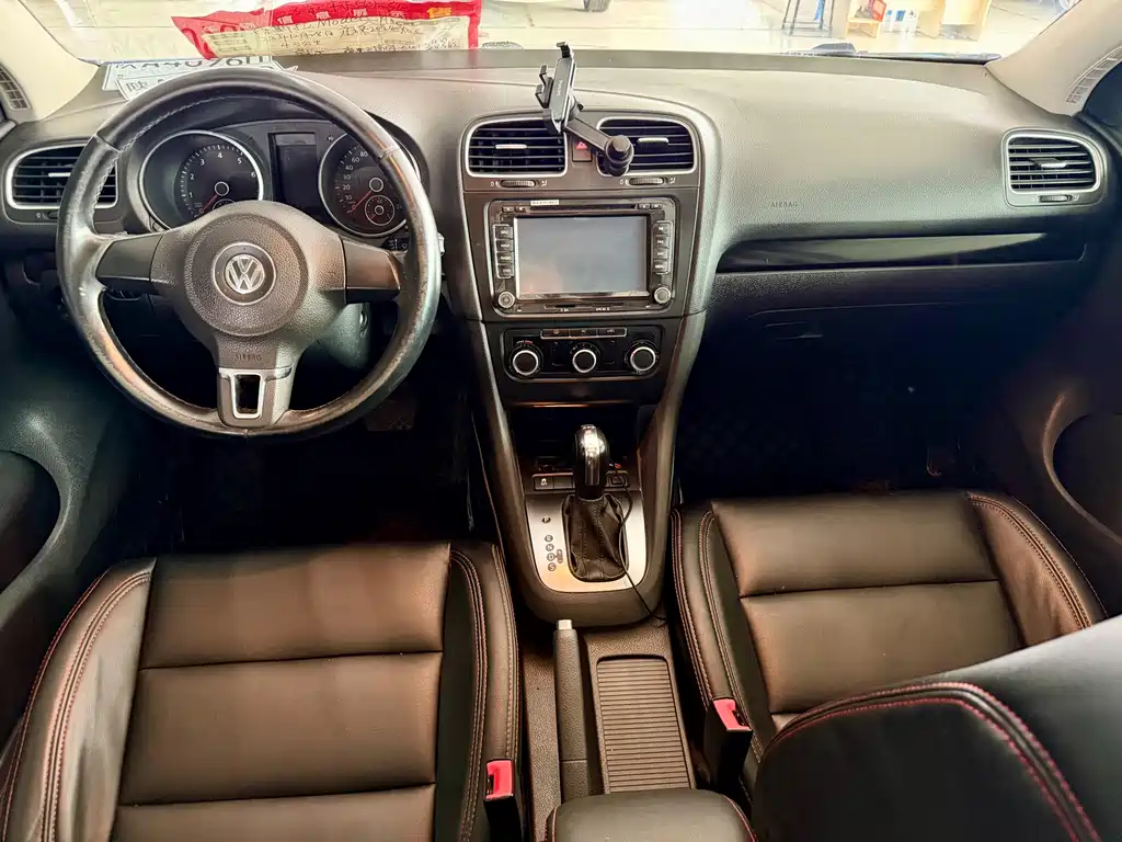 Volkswagen Golf — миниатюра 7