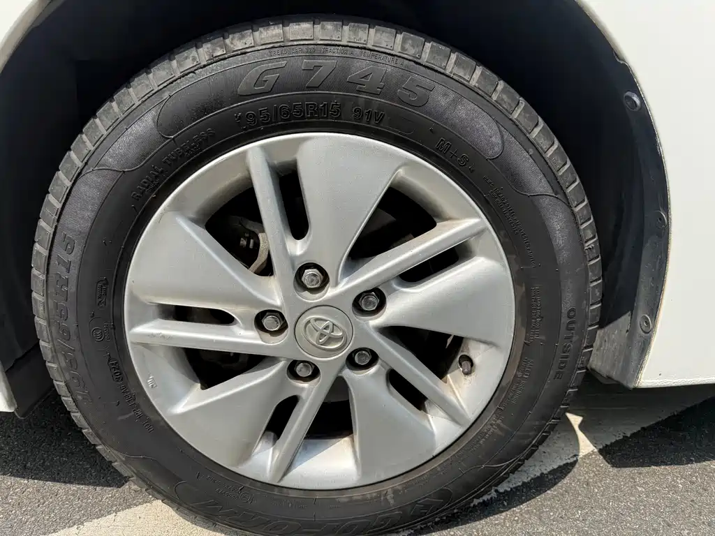 Toyota Corolla — миниатюра 16
