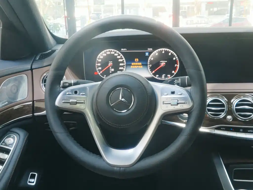 Mercedes-Benz S-Class — миниатюра 14