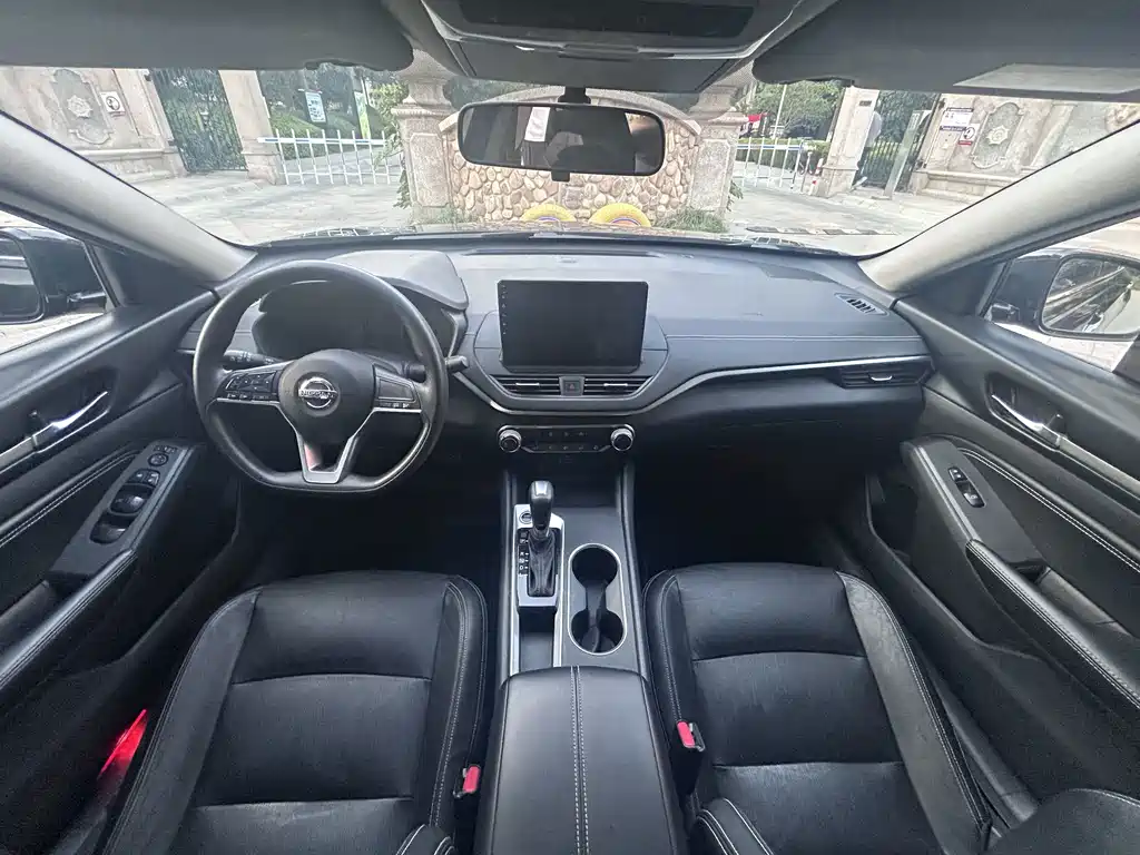 Nissan Teana — миниатюра 6