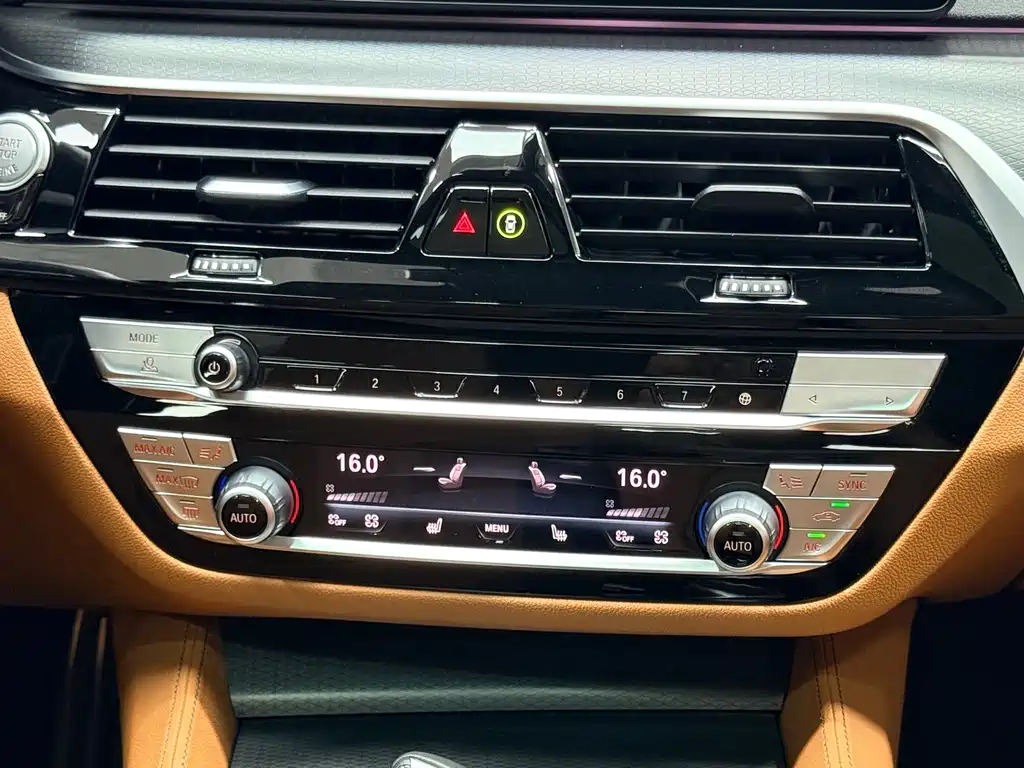 BMW 5 Series (Import) — миниатюра 15