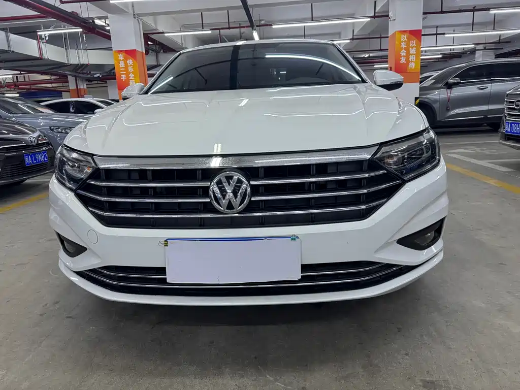 Volkswagen Sagitar 2021 280TSI DSG 30