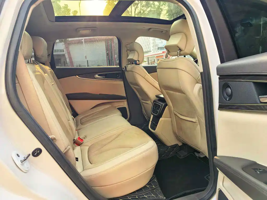 Lincoln Nautilus (Import) 2.0T 4WD Elegant Edition China V, фото 12