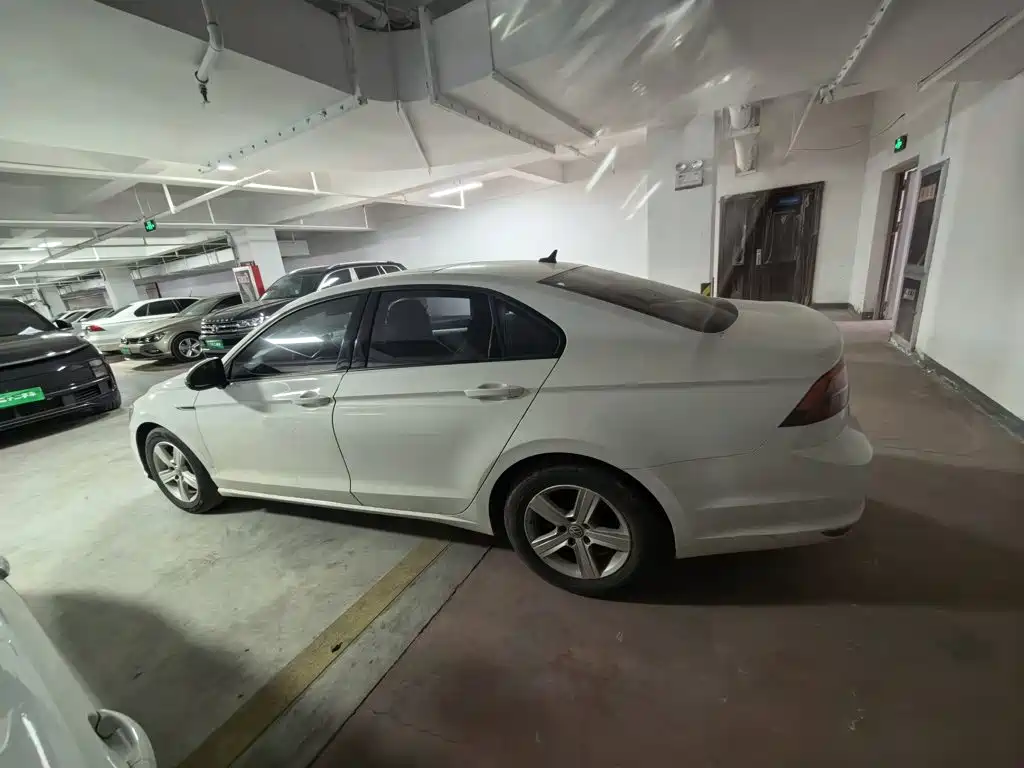 Volkswagen Lamando — миниатюра 25