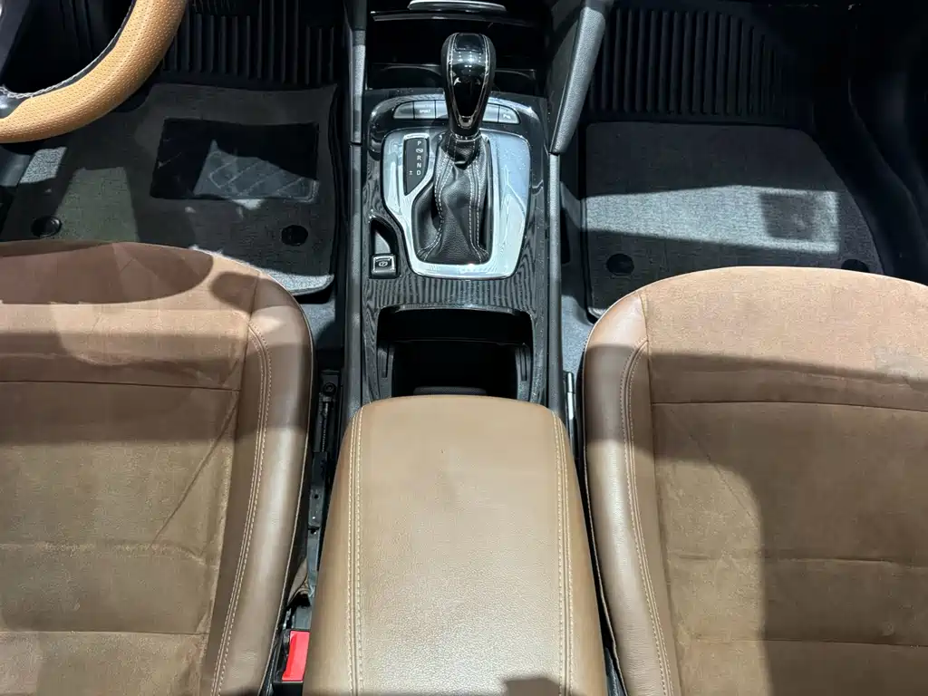 Buick Regal — миниатюра 11