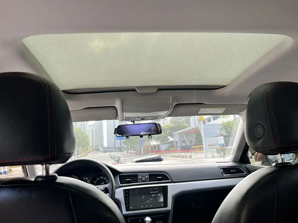 Volkswagen Lamando — миниатюра 12