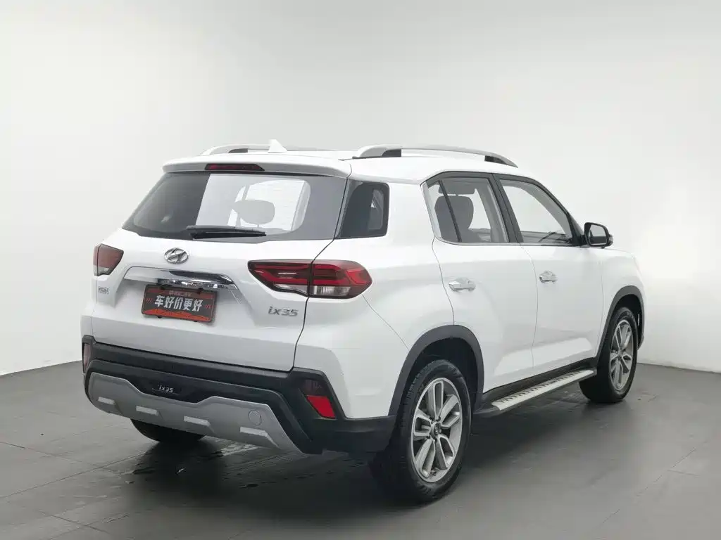 Hyundai ix35 — миниатюра 2