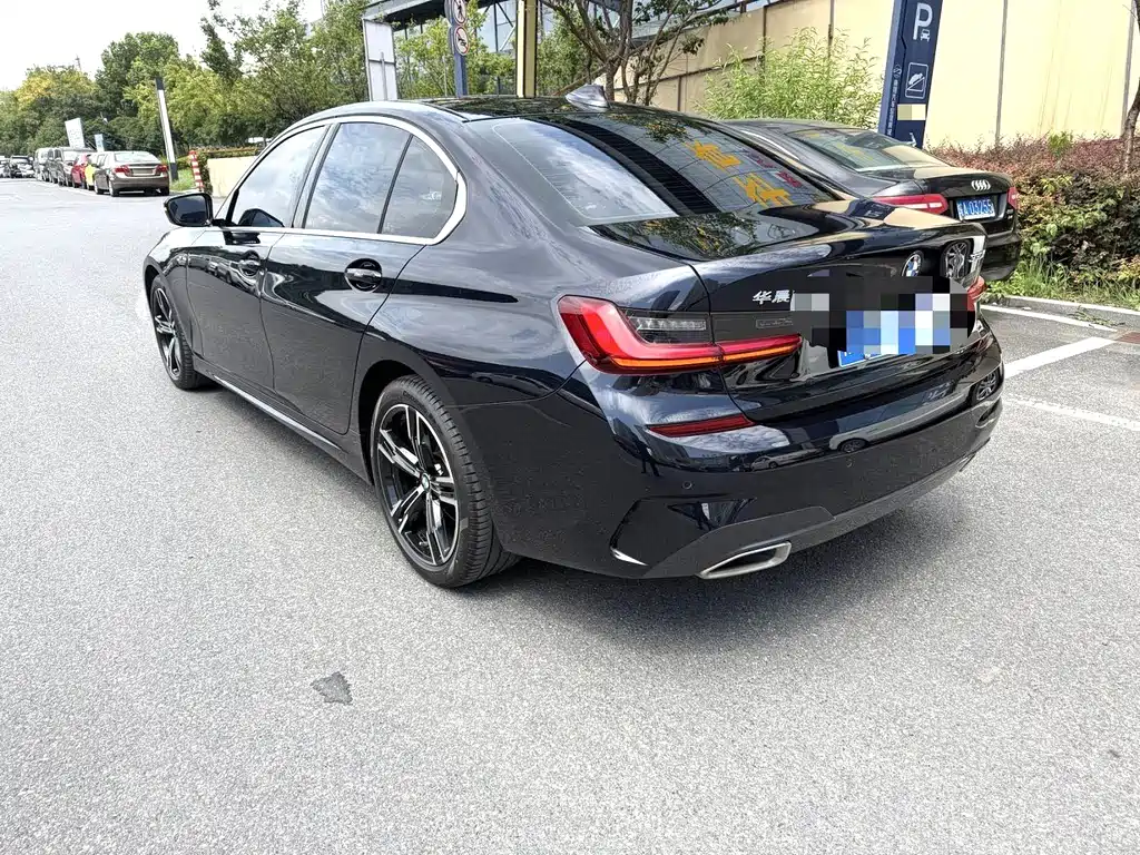 BMW 3 Series — миниатюра 3