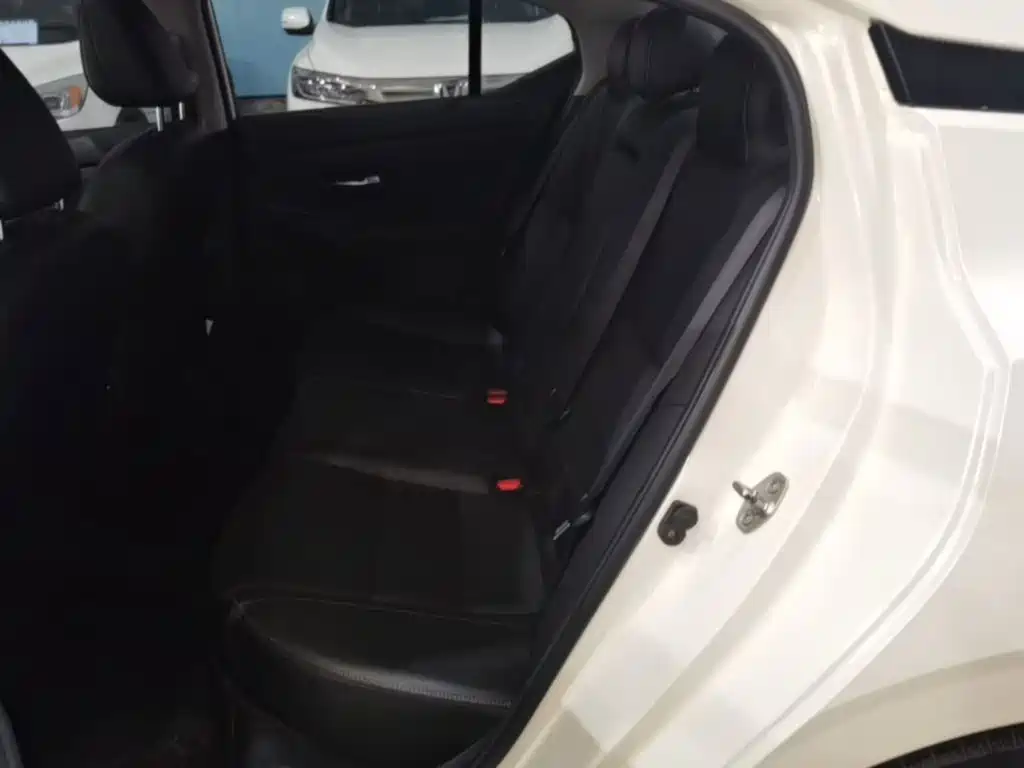 Nissan Sylphy — миниатюра 17