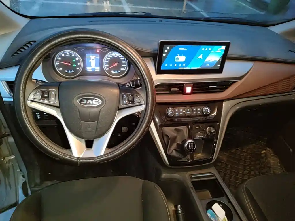 JAC Refine Refine M3 — миниатюра 10