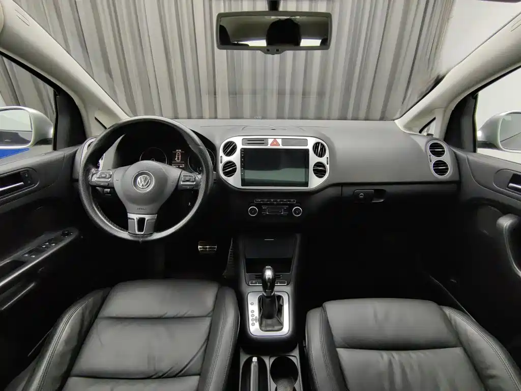 Volkswagen Golf (Import) — миниатюра 5