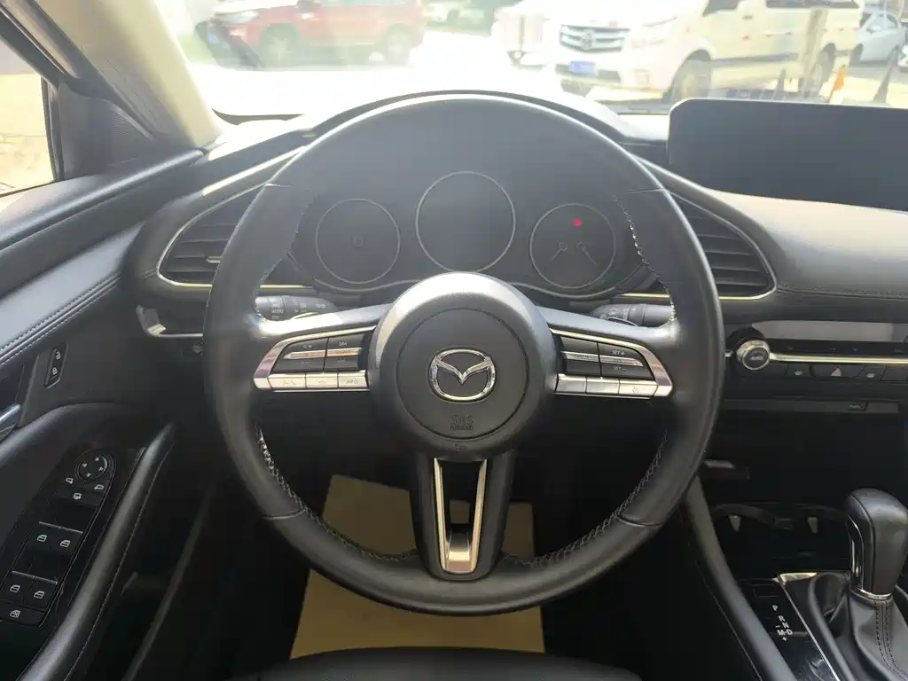 Mazda Mazda3 — фотографии объявления, Фото 16