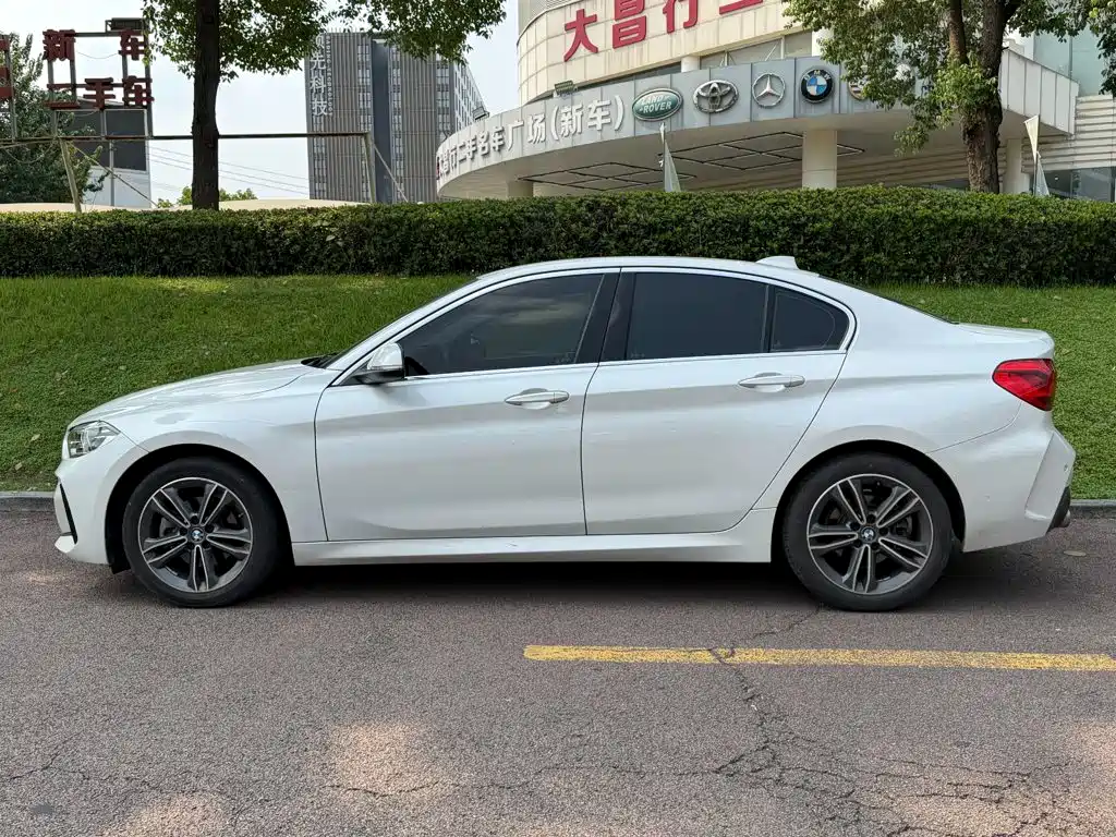BMW 1 Series - фото 3