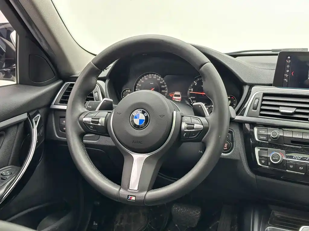 BMW 3 Series — миниатюра 15