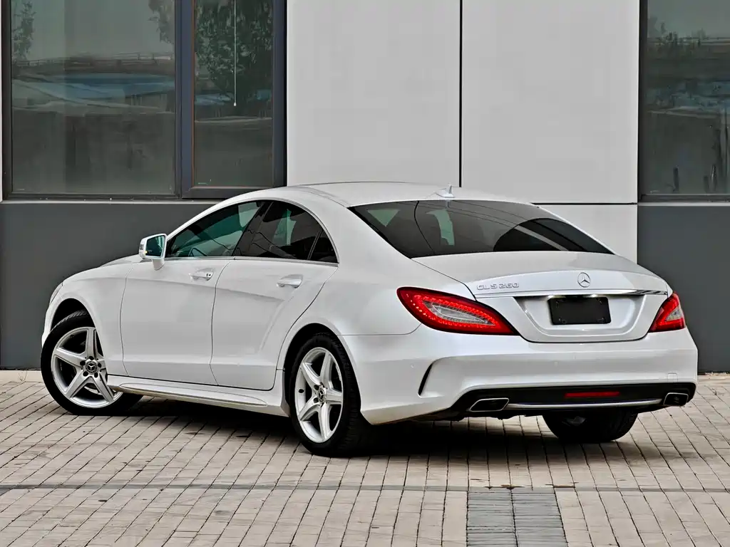 MERCEDES-BENZ CLS