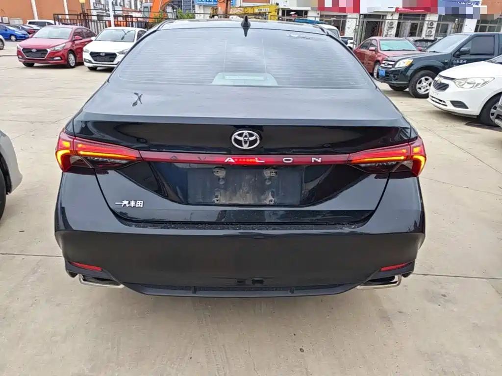 Toyota Avalon — миниатюра 6
