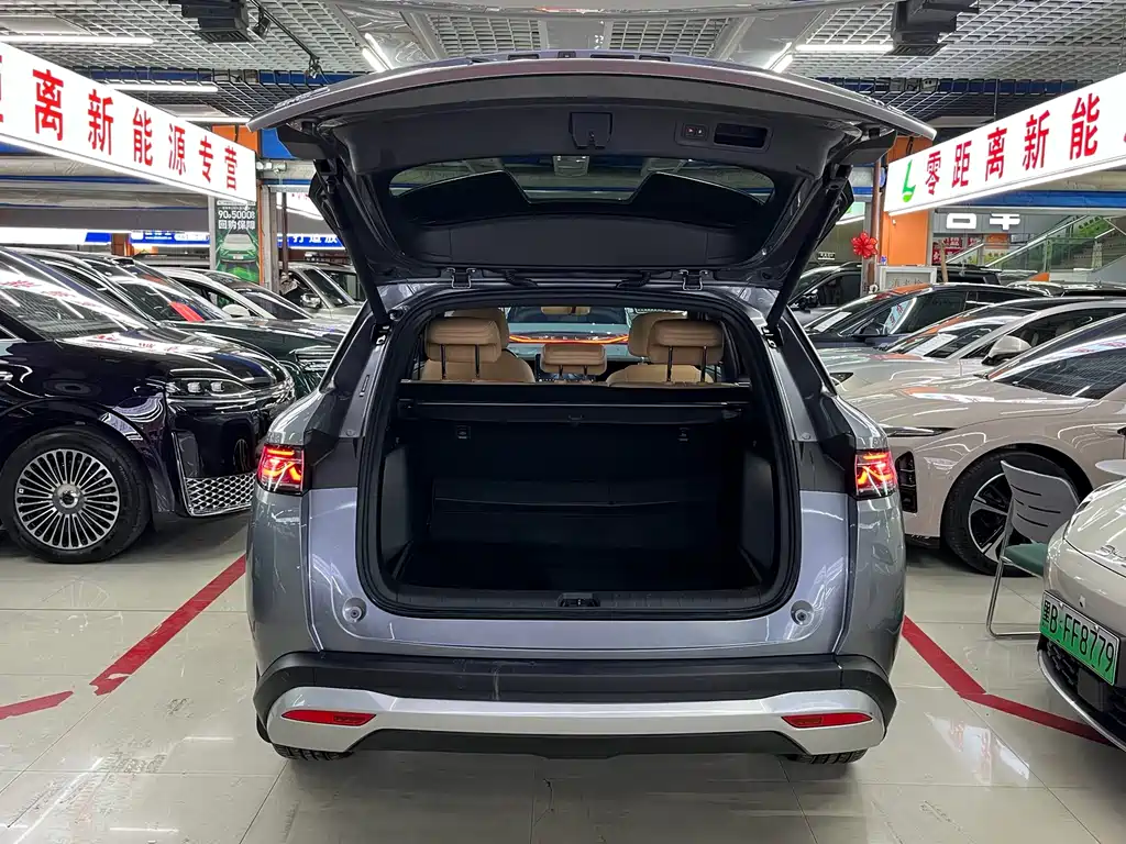 BYD L DM-i — миниатюра 16