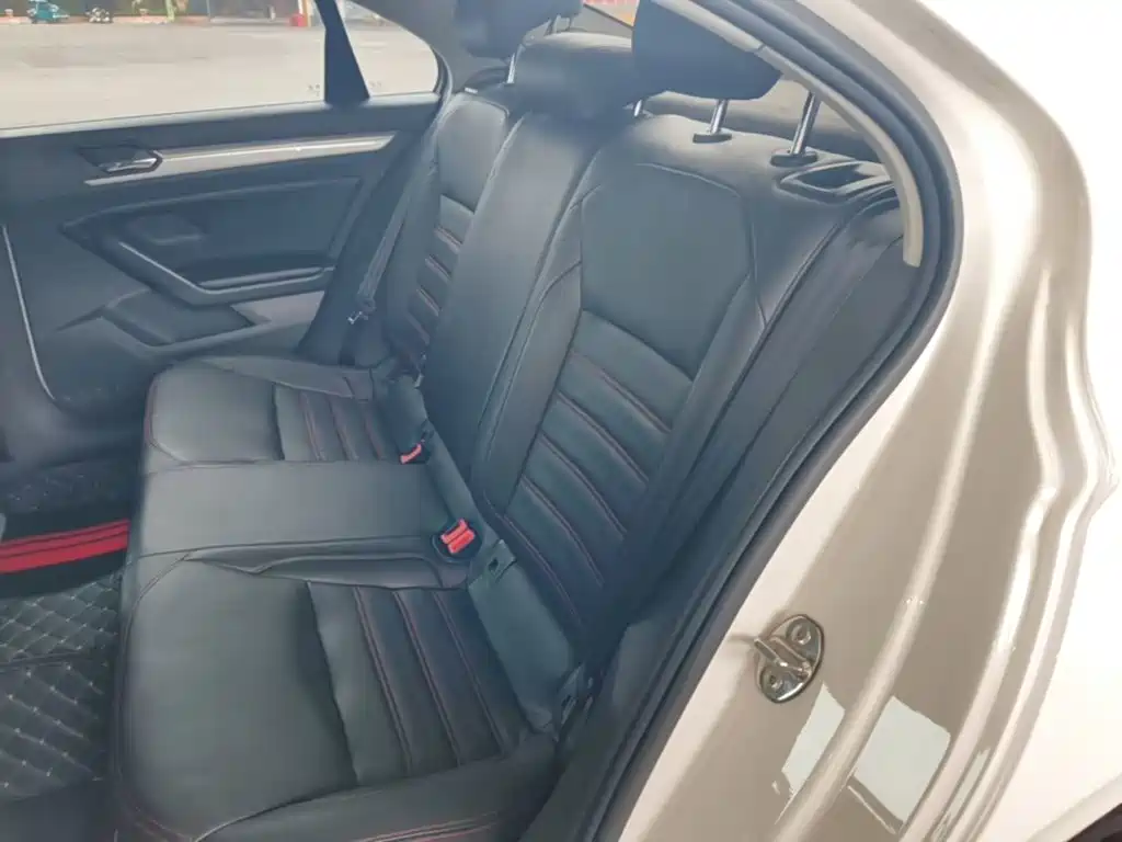 Volkswagen Lamando — миниатюра 17