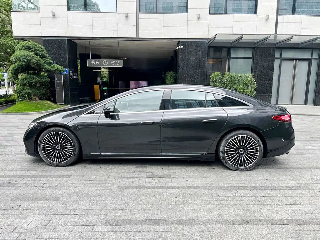 Mercedes-Benz EQS 2023 580 4MATIC