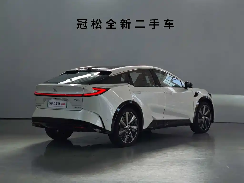 Toyota bZ5 — миниатюра 4
