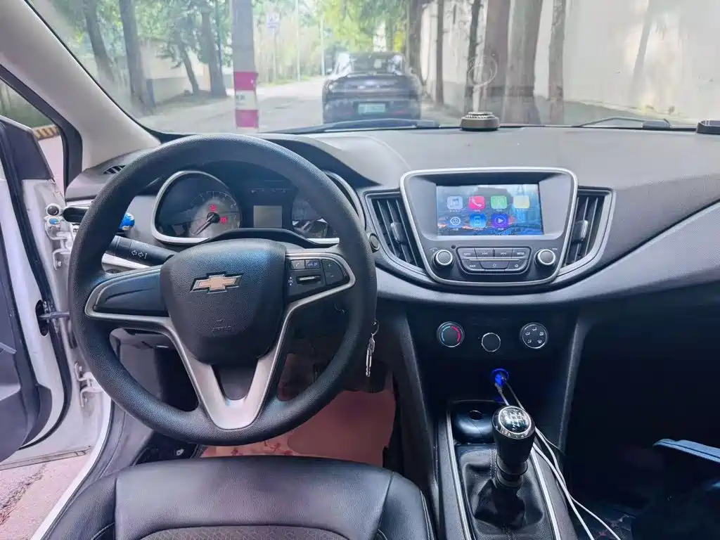 Chevrolet Cavalier — миниатюра 11