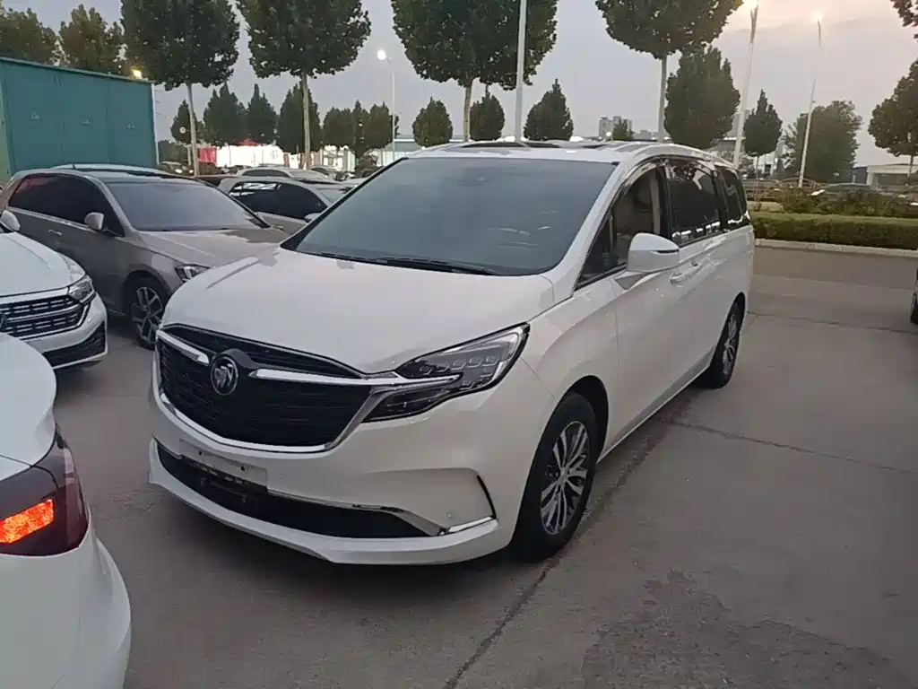 Buick GL8