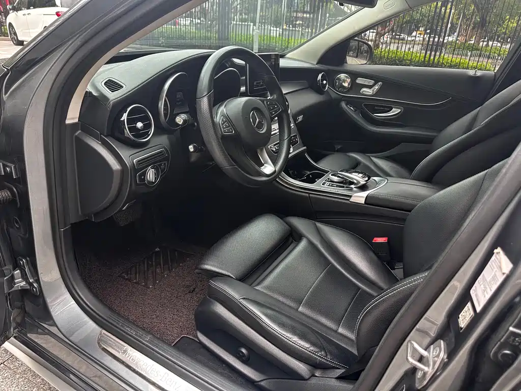 Mercedes-Benz C-Class C 2017 C 200 L Sport