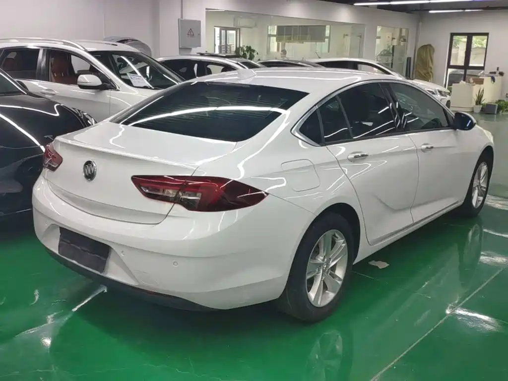 Buick Regal — миниатюра 7