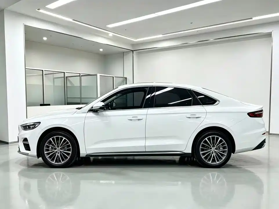 Geely Emgrand — миниатюра 3