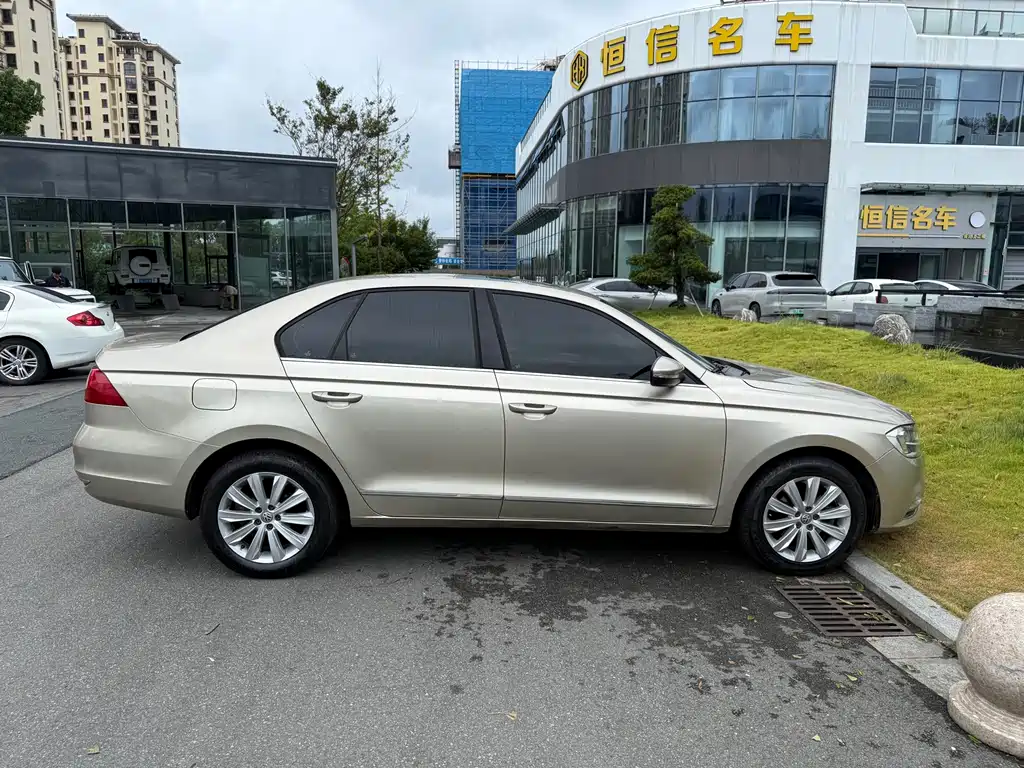 Volkswagen Bora — миниатюра 11