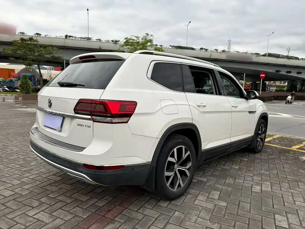 Volkswagen Teramont — миниатюра 7