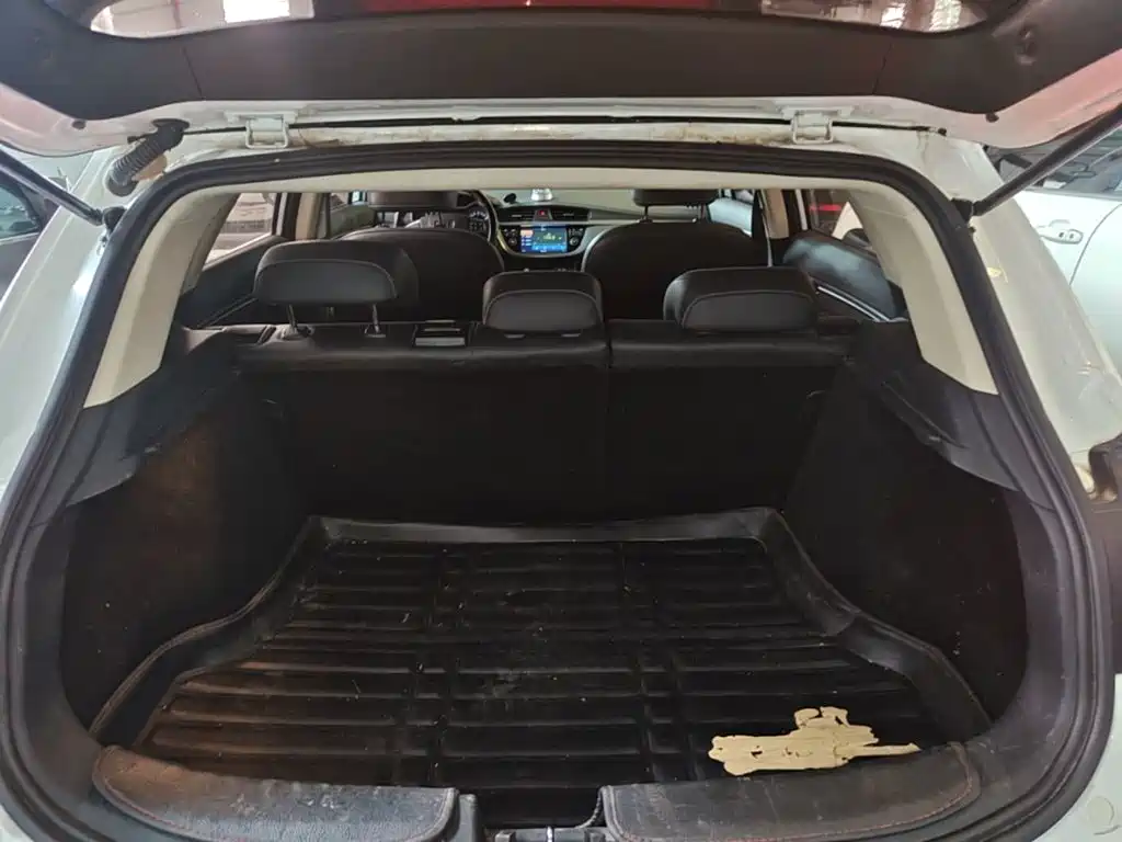 Geely Emgrand GS — миниатюра 19