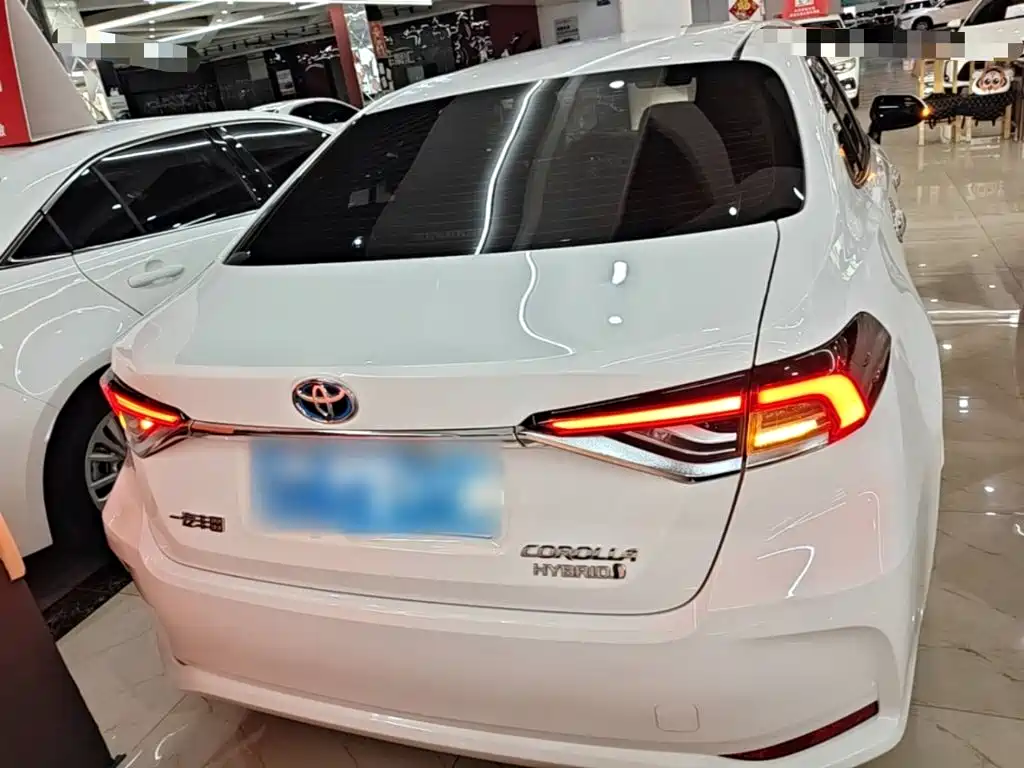 Toyota Corolla — миниатюра 6