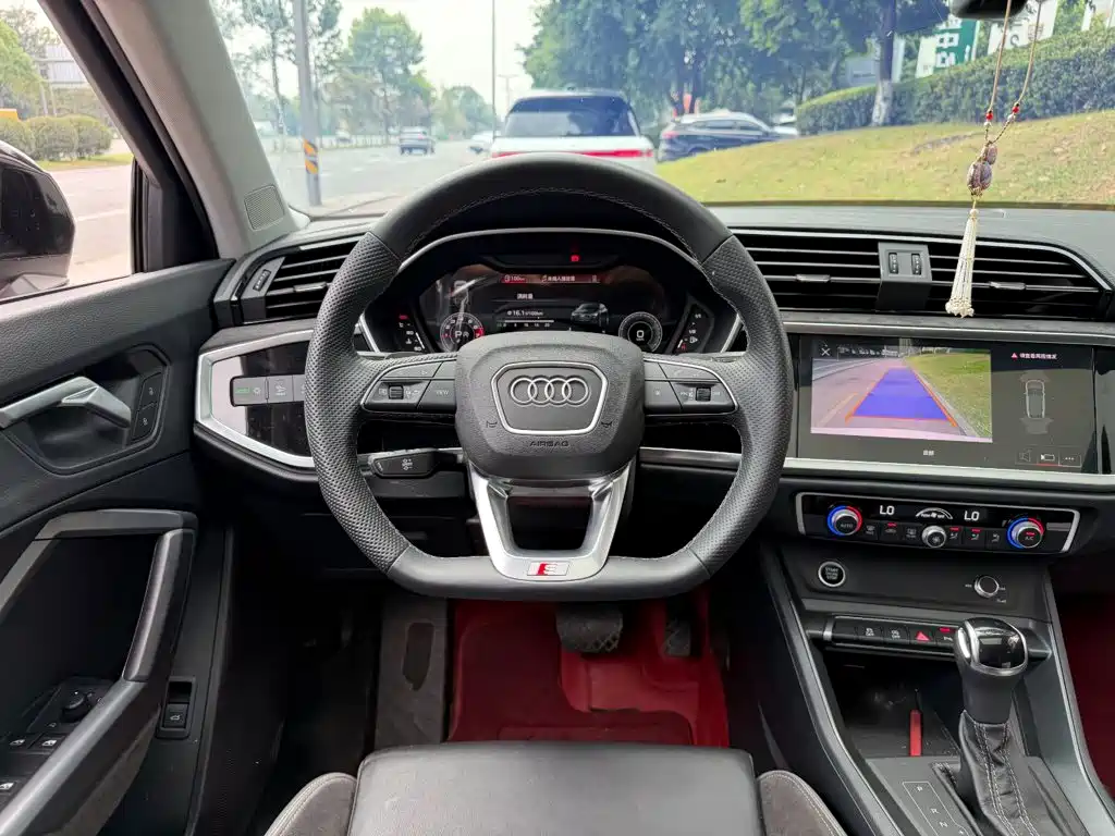 Audi Q3 Sportback — миниатюра 14