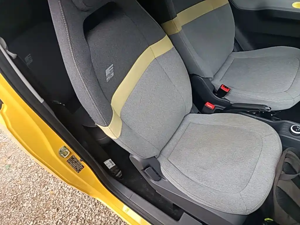 Wuling MINIEV — миниатюра 25