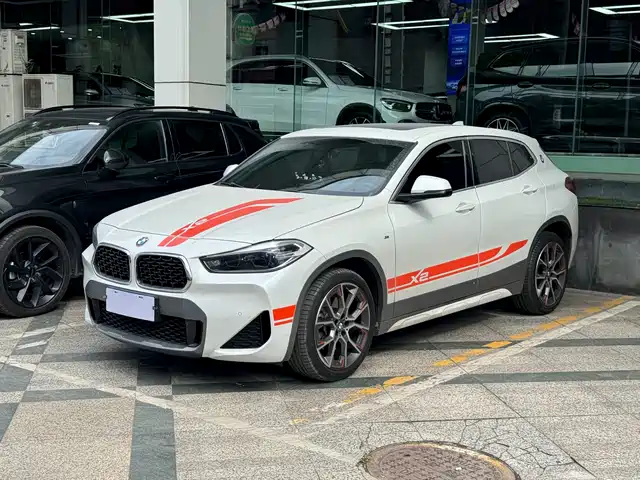 BMW X2
