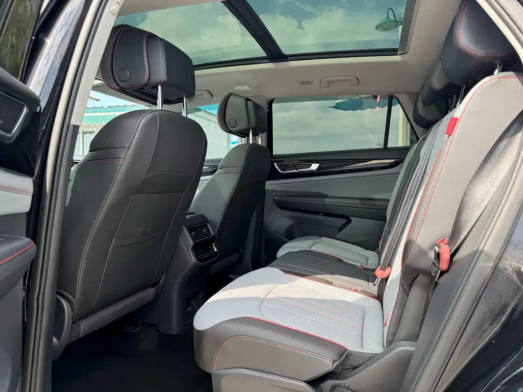 Volkswagen Teramont — миниатюра 11