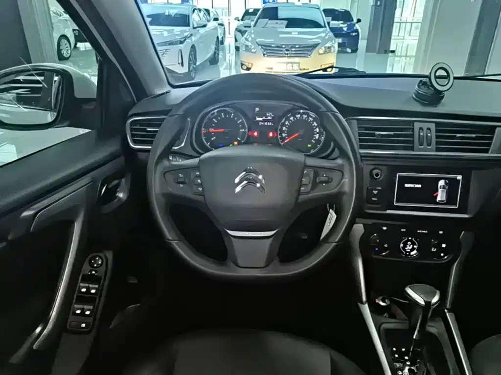 Citroen C3-XR — миниатюра 11