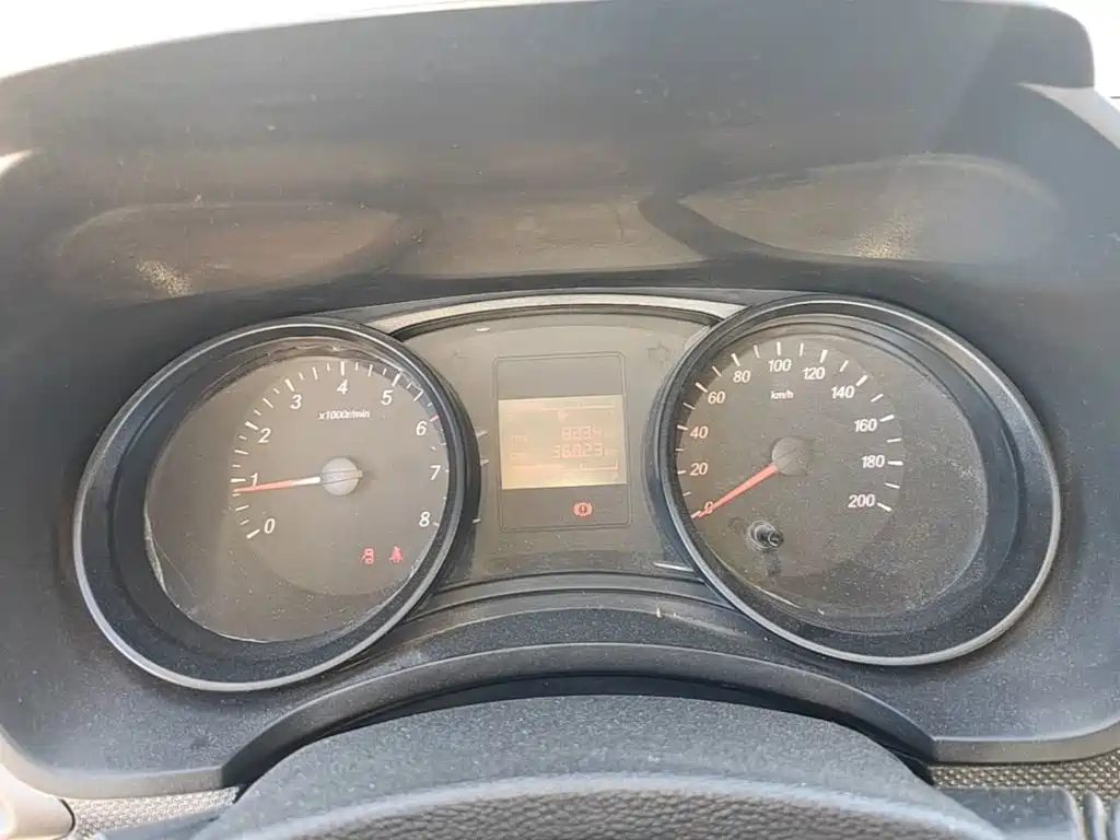 Wuling Hongguang — миниатюра 12