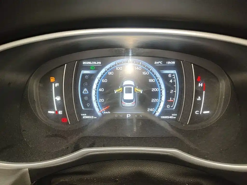 Geely Boyue — миниатюра 12